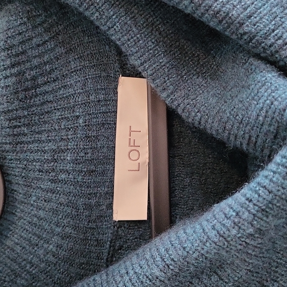 Loft Tunic Sweater - Picture 2 of 2